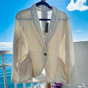 Elegant Cream Women's Blazer